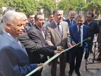 رئيس الجامعة يفتتح عيادة الحيوانات المنزلية الأليفة بكلية الطب البيطري