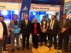 رئيس جامعة بنها: إقبال طلابي كبير أمام جناح جامعة بنها فى معرض "ايديوجيت"