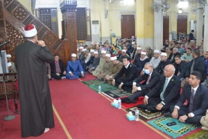 محافظ القليوبية ورئيس جامعة بنها يشهدان احتفالية مديرية الاوقاف بذكرى انتصارات العاشر من رمضان بمسجد ناصر ببنها