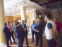 السعيد يتفقد أعمال تجديدات قاعة مجلس الجامعة